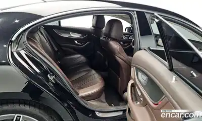 Mercedes-Benz CLS-Class 2019 1.9 Автомат в Москве № 721833, миниатюра 11