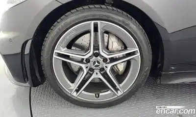 Mercedes-Benz CLS-Class 2019 1.9 Автомат в Москве № 721833, миниатюра 5