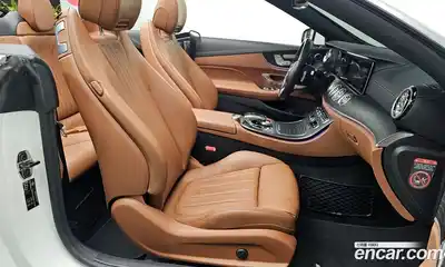 Mercedes-Benz E-Class 2019 1.9 Автомат в Москве № 722611, миниатюра 10