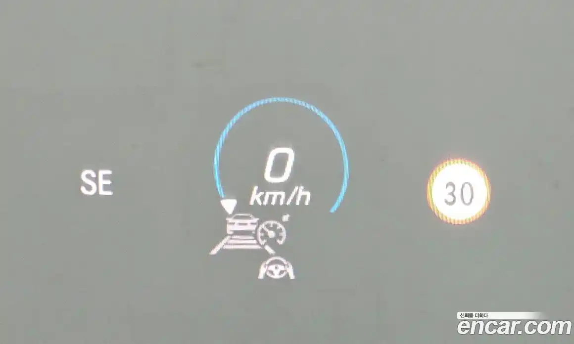 Mercedes-Benz E-Class 2023 2.0 Автомат в Москве № 722679, фото 17