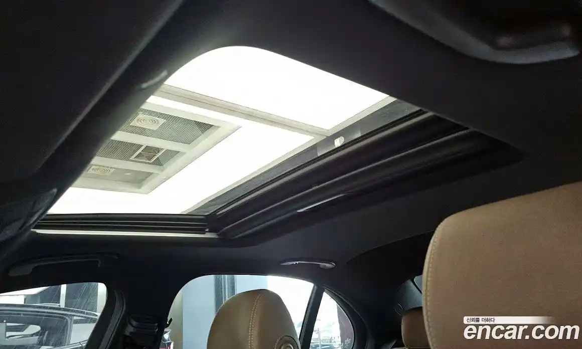 Mercedes-Benz E-Class 2023 2.0 Автомат в Москве № 722679, фото 18