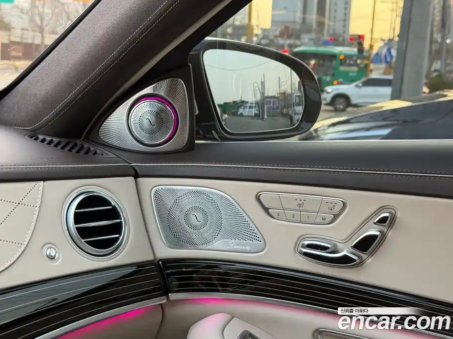 Mercedes-Benz S-Class 2018 4.0 Автомат в Москве № 722700, фото 12