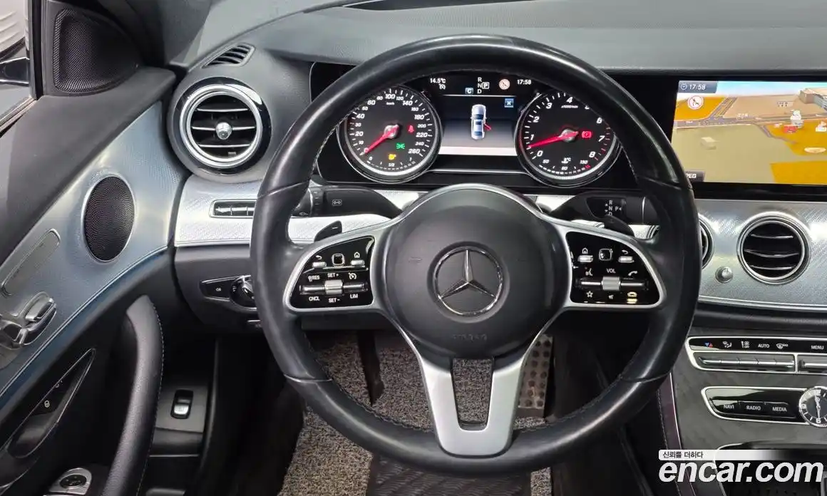 Mercedes-Benz E-Class 2020 2.0 Автомат в Москве № 722731, фото 13