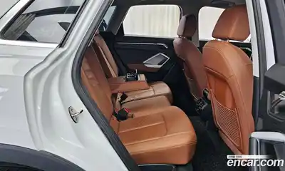 Audi Q3 2023 2.0 Автомат в Москве № 723325, миниатюра 12