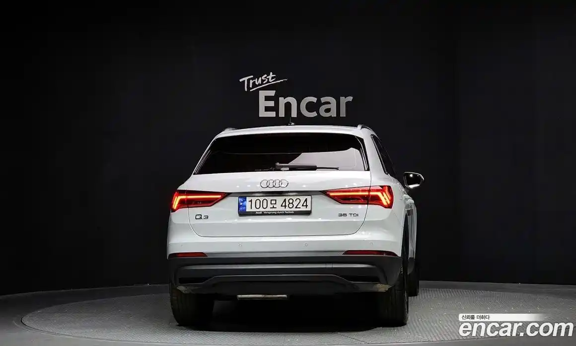 Audi Q3 2023 2.0 Автомат в Москве № 723325, фото 4