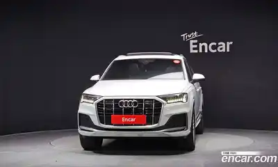 Audi Q7 2021 3.0 Автомат в Москве № 723384, миниатюра 3