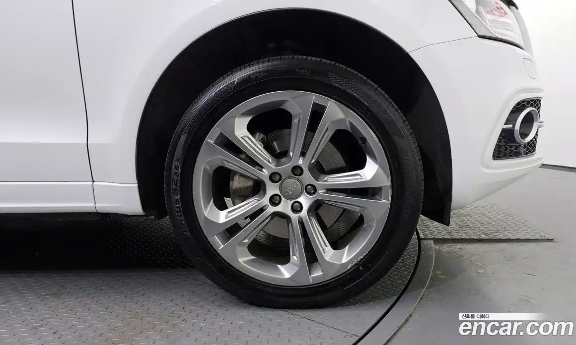 Audi Q5 2014 3.0 Автомат в Москве № 723518, фото 5