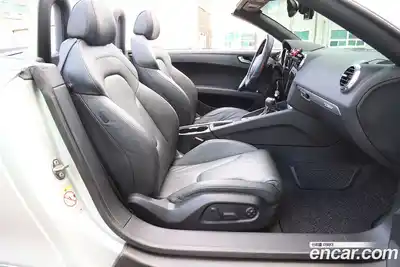 Audi TT 2011 2.0 Автомат в Москве № 723817, миниатюра 11