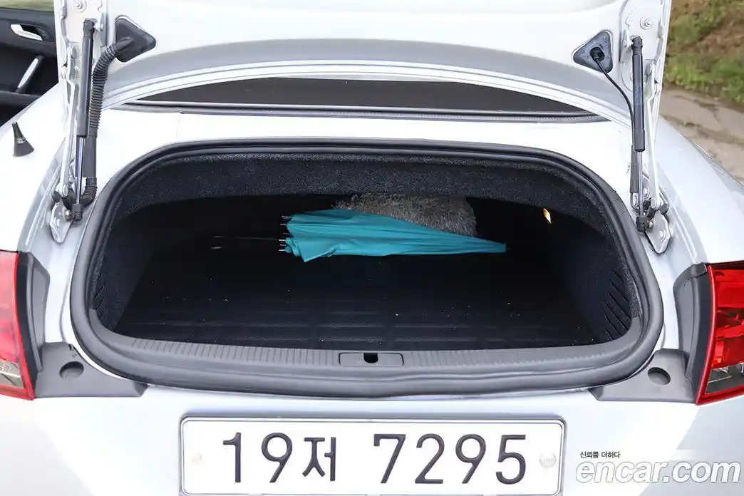 Audi TT 2011 2.0 Автомат в Москве № 723817, фото 18