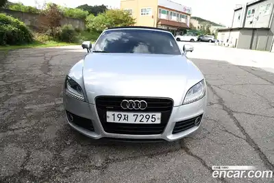 Audi TT 2011 2.0 Автомат в Москве № 723817, миниатюра 3