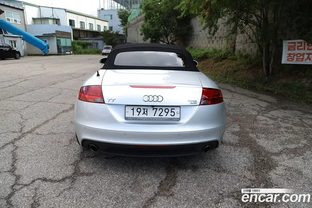 Audi TT 2011 2.0 Автомат в Москве № 723817, фото 4