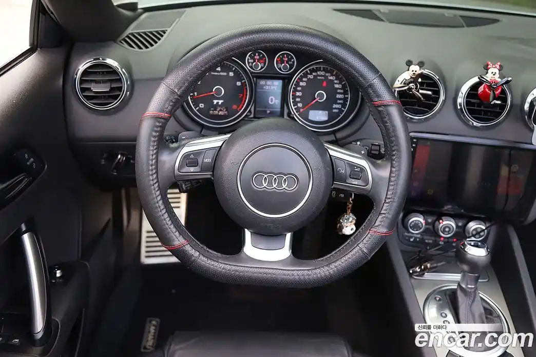Audi TT 2011 2.0 Автомат в Москве № 723817, фото 7