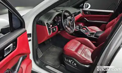 Porsche Cayenne 2020 3.0 Автомат в Москве № 724209, миниатюра 11