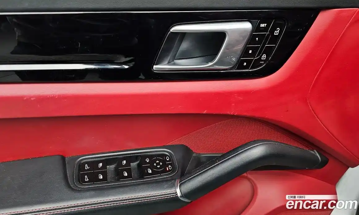 Porsche Cayenne 2020 3.0 Автомат в Москве № 724209, фото 18