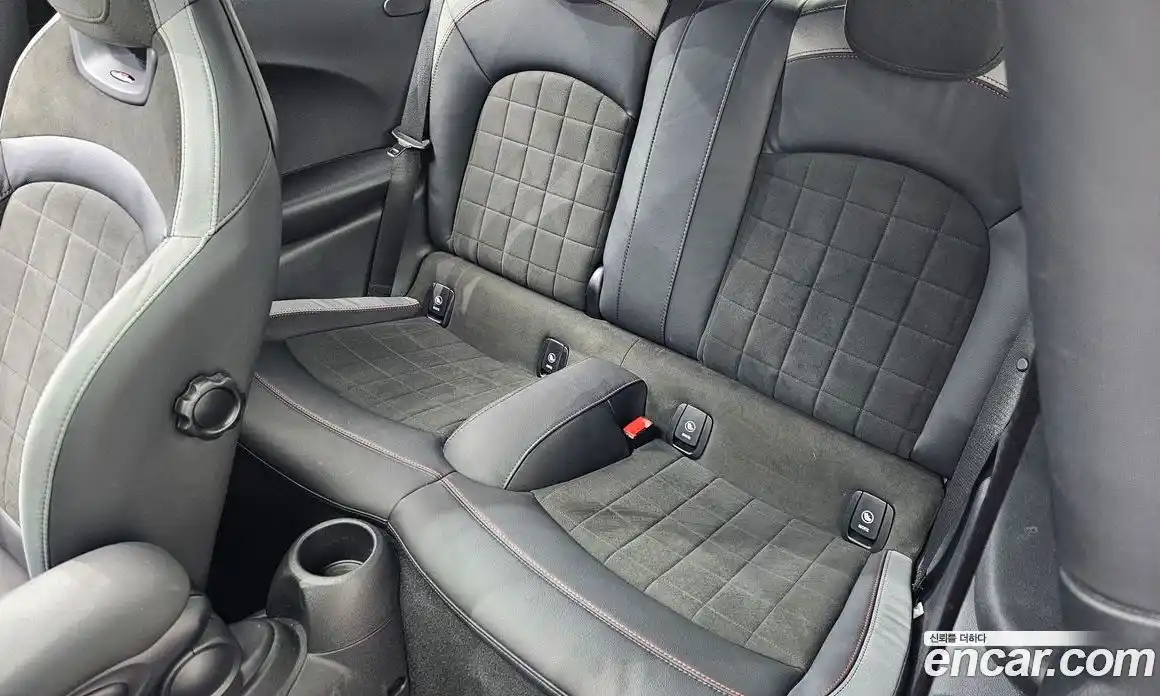 Mini Cooper 2023 2.0 Автомат в Москве № 724757, фото 13