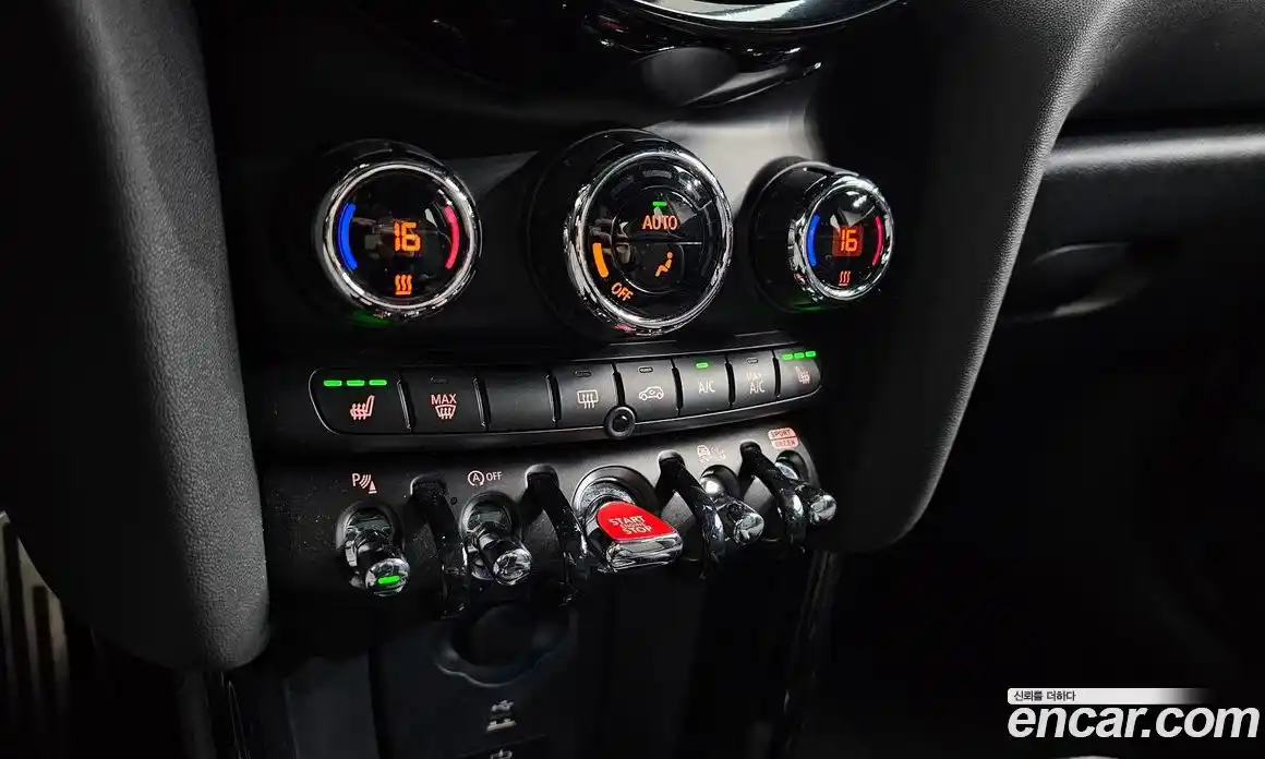 Mini Cooper 2023 2.0 Автомат в Москве № 724757, фото 17