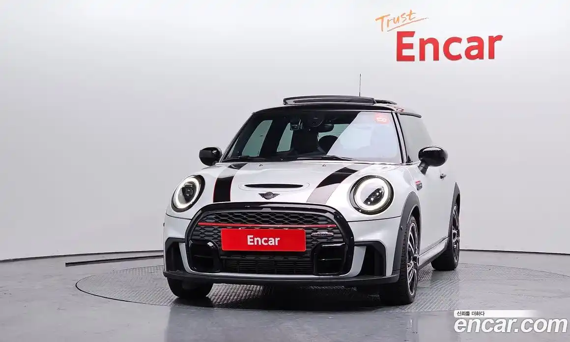 Mini Cooper 2023 2.0 Автомат в Москве № 724757, фото 3