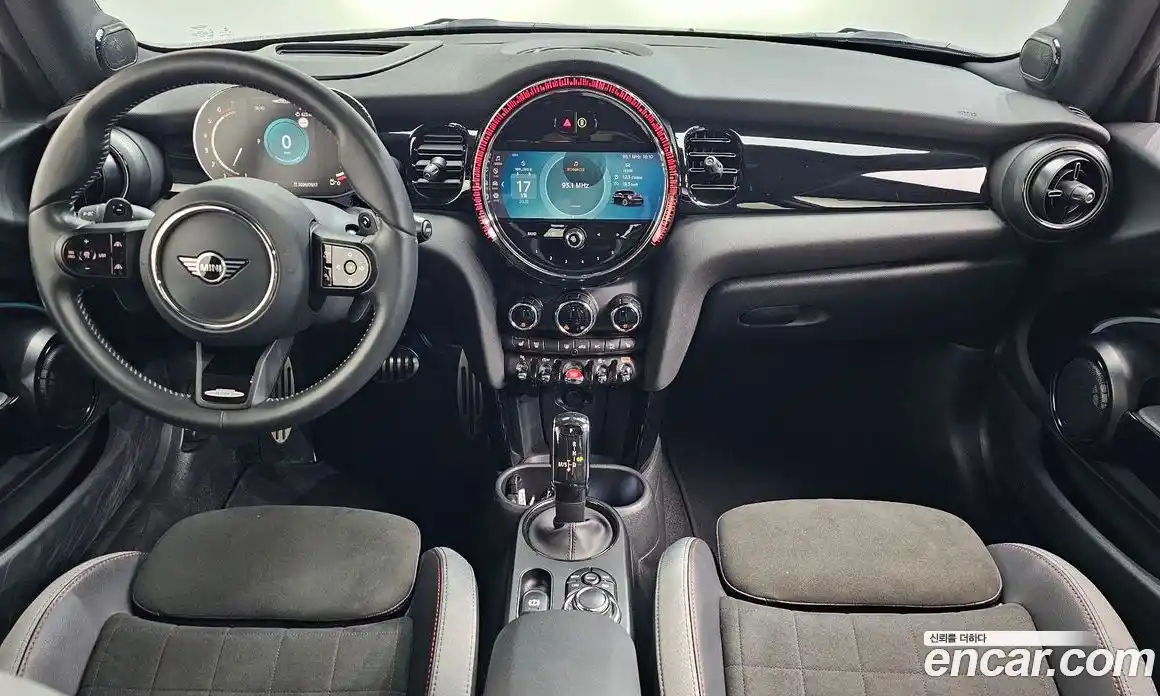 Mini Cooper 2023 2.0 Автомат в Москве № 724757, фото 7