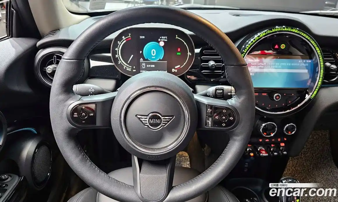 Mini Cooper 2024 1.5 Автомат в Москве № 724761, фото 13