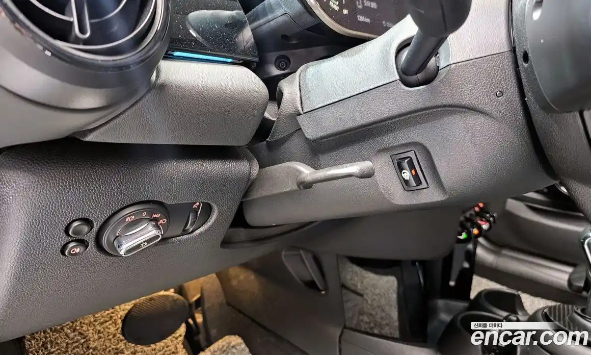 Mini Cooper 2024 1.5 Автомат в Москве № 724761, фото 17