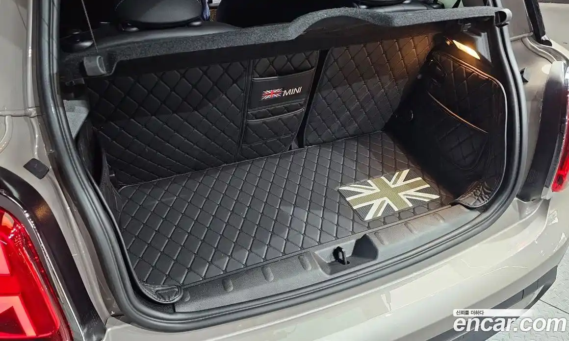 Mini Cooper 2024 1.5 Автомат в Москве № 724761, фото 20