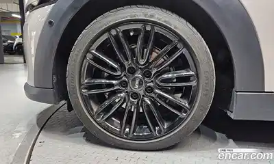 Mini Cooper 2024 1.5 Автомат в Москве № 724761, миниатюра 5