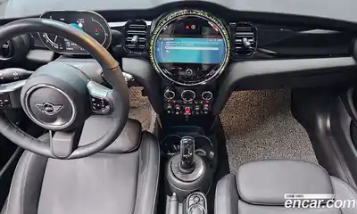 Mini Cooper 2024 1.5 Автомат в Москве № 724761, миниатюра 7