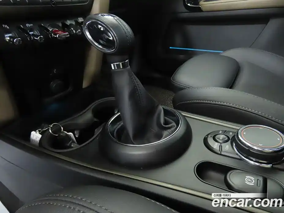 Mini Countryman 2019 1.5 Автомат в Москве № 724828, фото 11