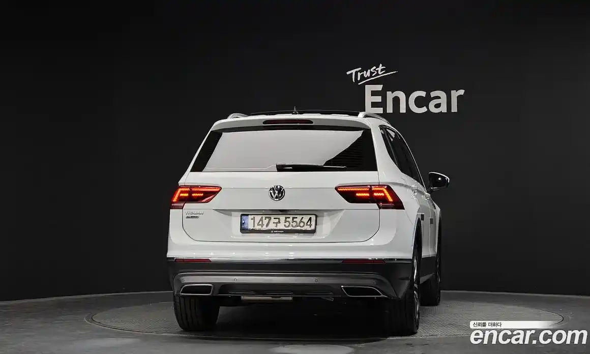 Volkswagen Tiguan 2020 2.0 Автомат в Москве № 725096, фото 4