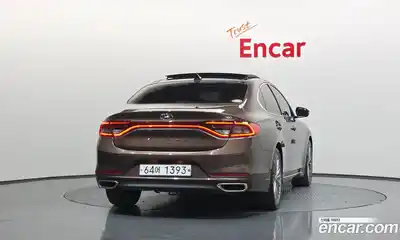 Hyundai Grandeur 2017 3.0 Автомат в Москве № 745758, миниатюра 4
