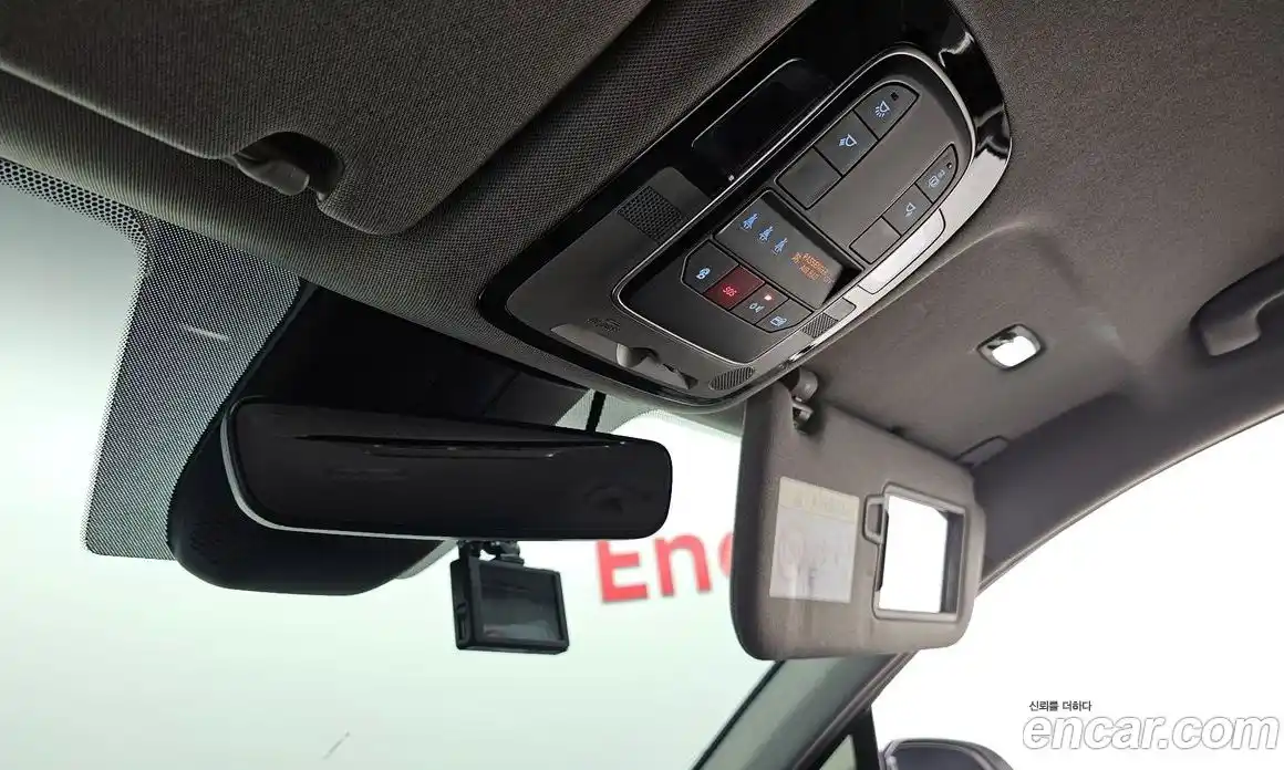 Hyundai Santa Fe 2023 1.6 Автомат в Москве № 745797, фото 18