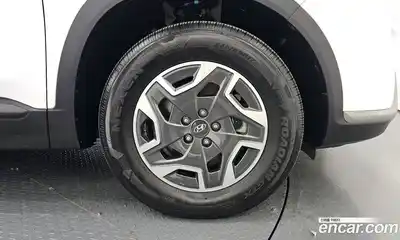 Hyundai Santa Fe 2023 1.6 Автомат в Москве № 745797, миниатюра 4