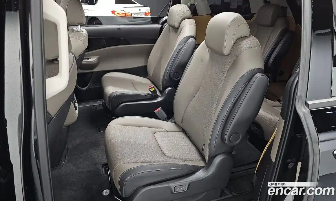 Kia Canival 2024 1.6 Автомат в Москве № 746047, фото 12