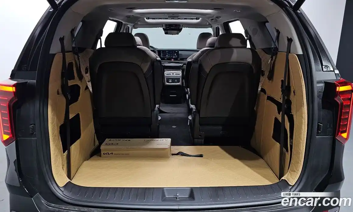 Kia Canival 2024 1.6 Автомат в Москве № 746047, фото 20