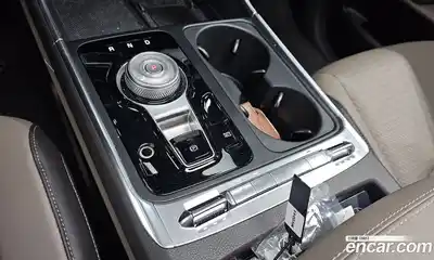 Kia Canival 2024 1.6 Автомат в Москве № 746047, миниатюра 9