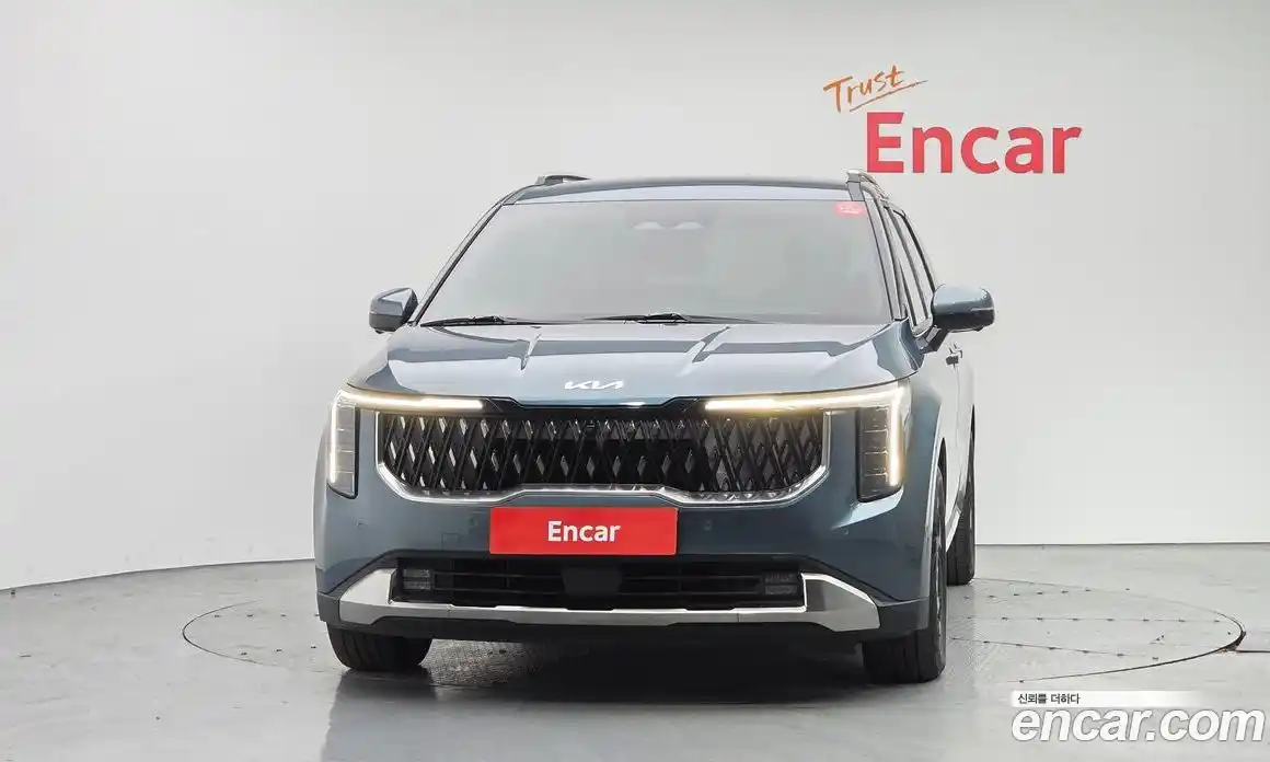 Kia Canival 2024 3.5 Автомат в Москве № 746255, фото 3