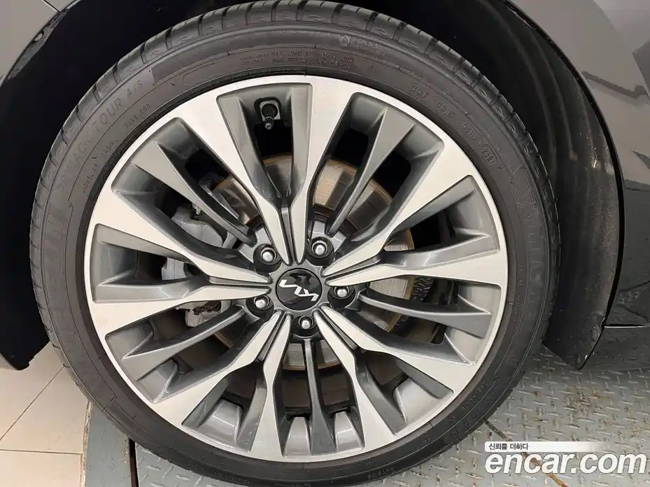 Kia K8 2022 2.5 Автомат в Москве № 746256, фото 17