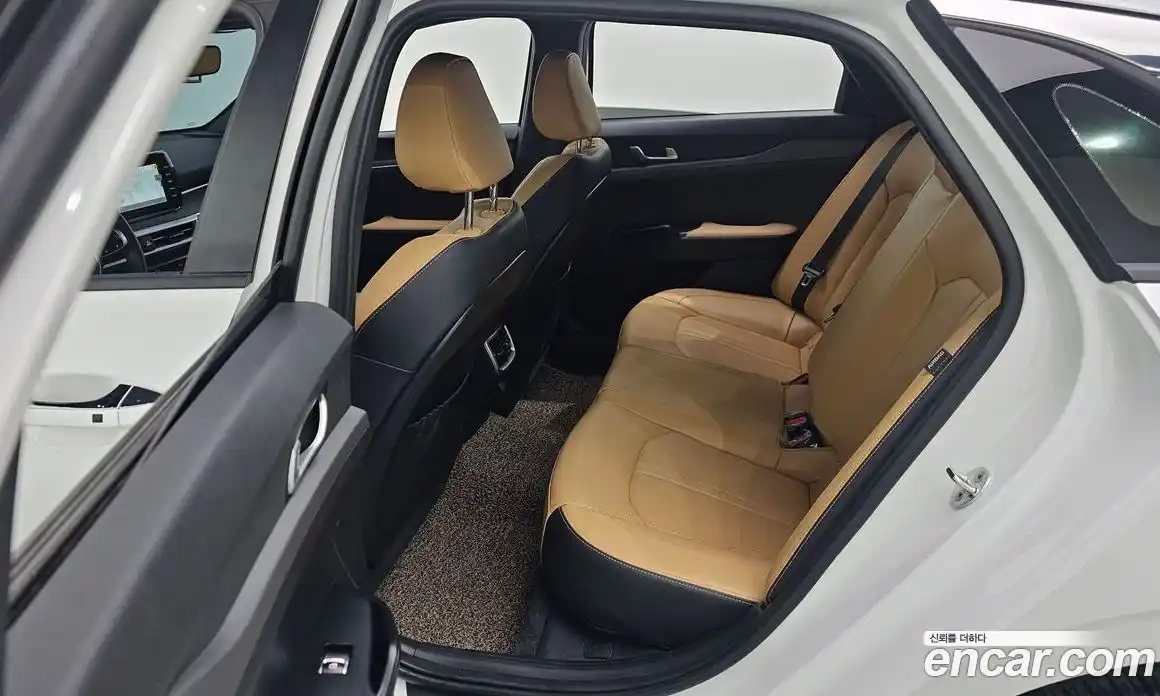 Kia K5 2021 2.0 Автомат в Москве № 746292, фото 13