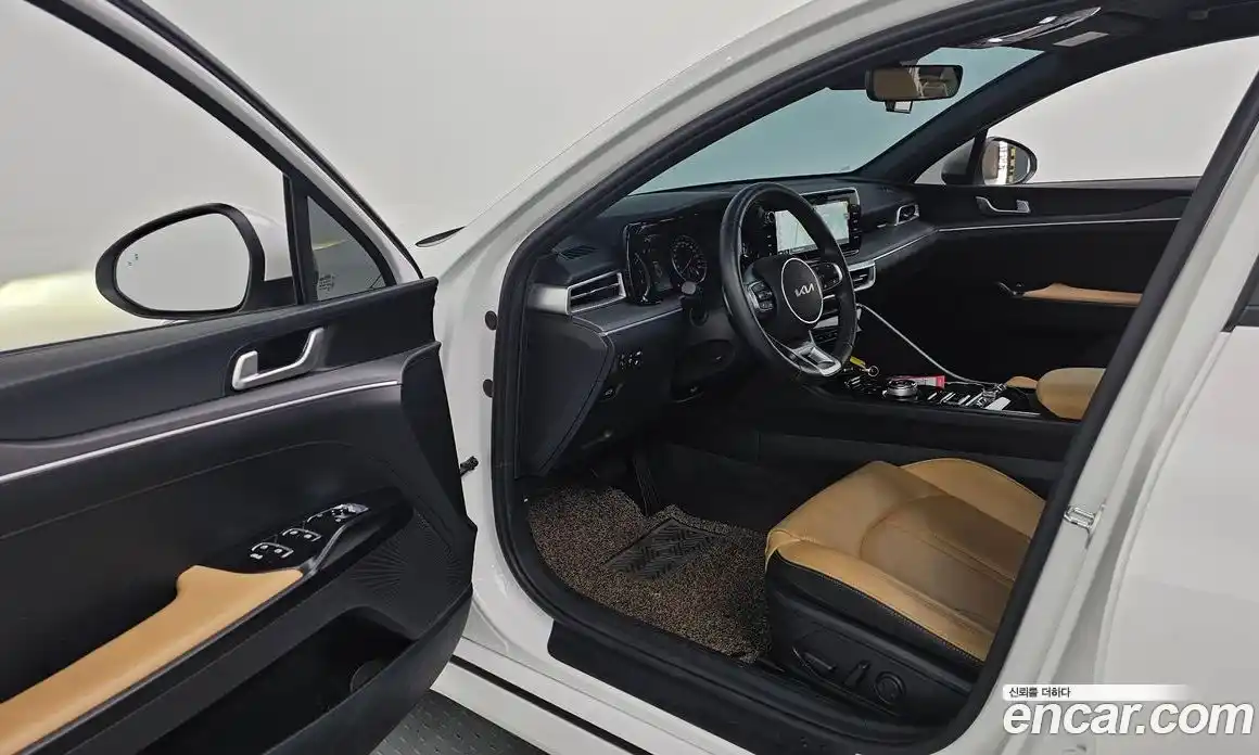 Kia K5 2021 2.0 Автомат в Москве № 746292, фото 10