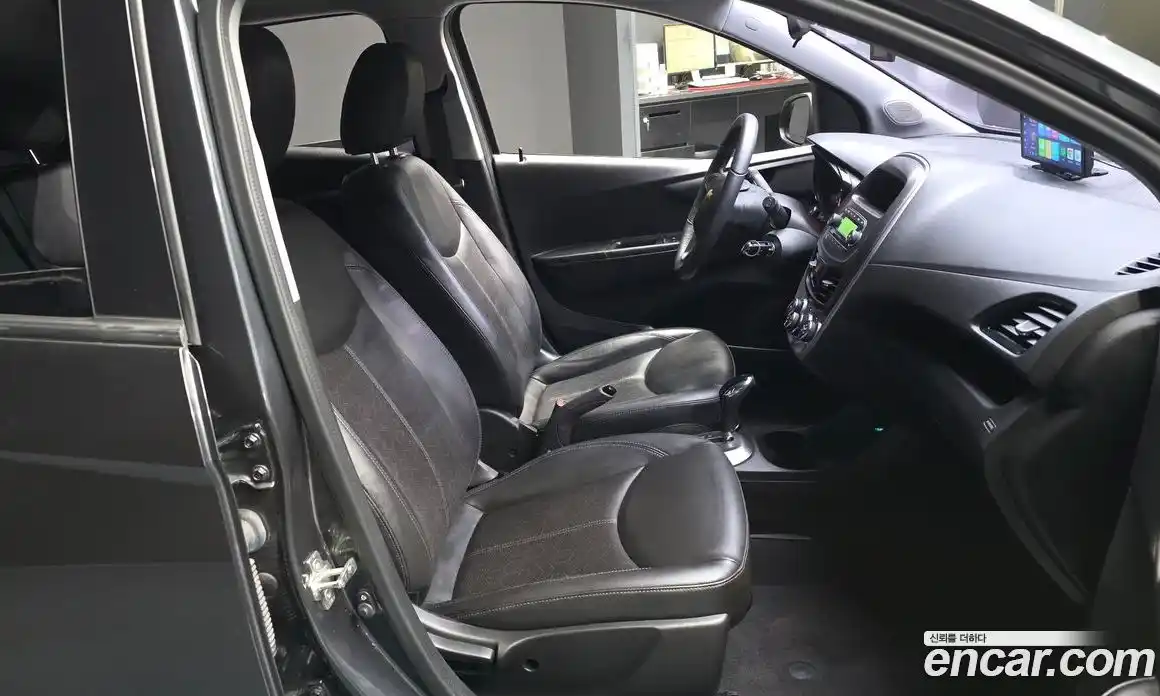 Chevrolet Spark 2017 1.0 Автомат в Москве № 746381, фото 11