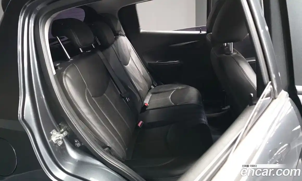 Chevrolet Spark 2017 1.0 Автомат в Москве № 746381, фото 12