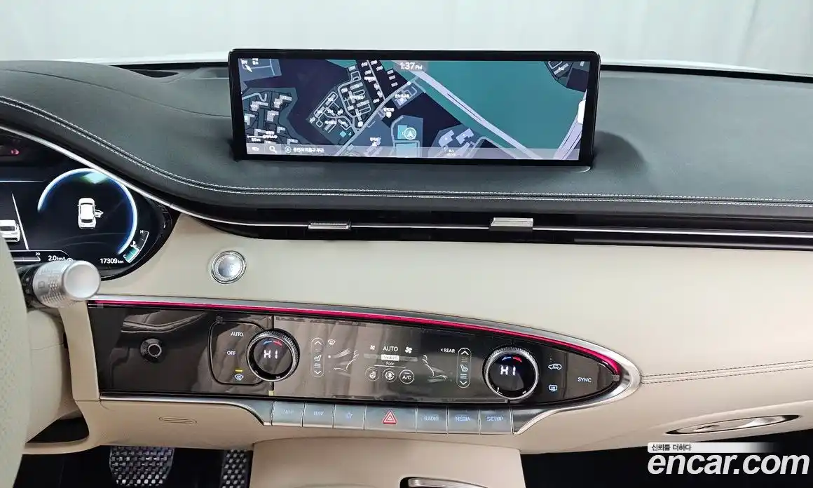 Genesis GV70 2024 2.5 Автомат в Москве № 746634, фото 15