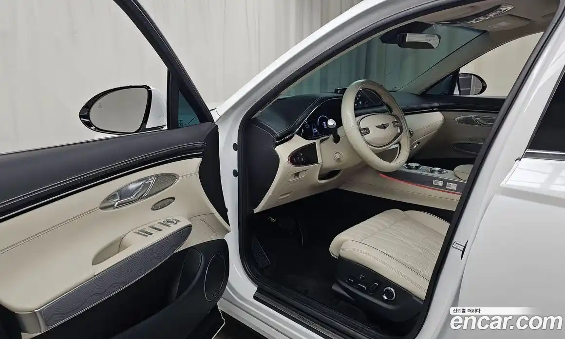 Genesis GV70 2024 2.5 Автомат в Москве № 746634, фото 10