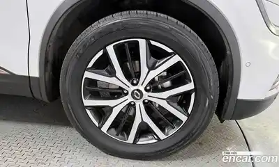 Renault QM6 2022 2.0 Автомат в Москве № 747773, миниатюра 5