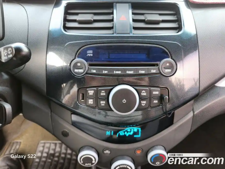 Chevrolet Spark 2012 1.0 Автомат в Москве № 748000, фото 13