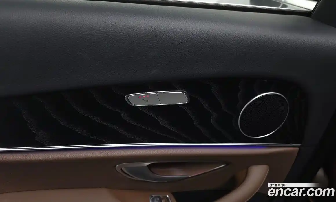 Mercedes-Benz E-Class 2022 2.0 Автомат в Москве № 748955, фото 18