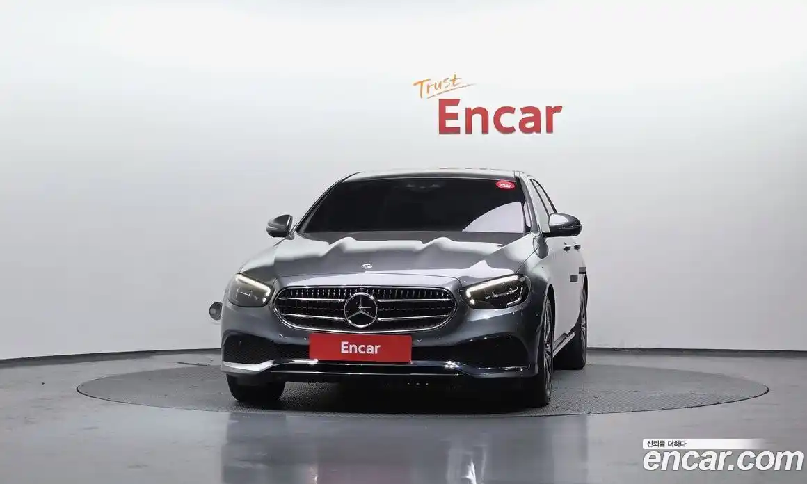 Mercedes-Benz E-Class 2022 2.0 Автомат в Москве № 748955, фото 3