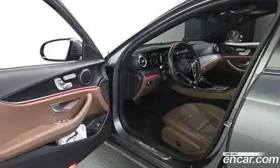 Mercedes-Benz E-Class 2022 2.0 Автомат в Москве № 748955, миниатюра 10