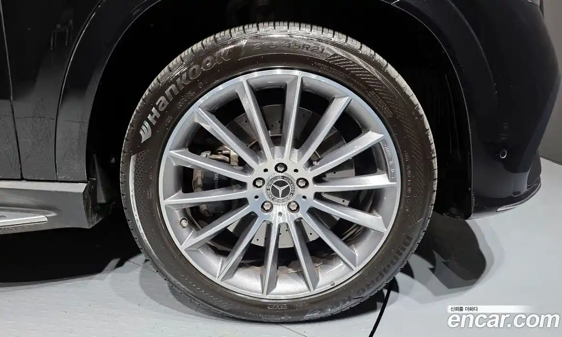 Mercedes-Benz GLE-Class 2023 3.0 Автомат в Москве № 749344, фото 5