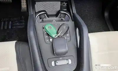 Mercedes-Benz GLE-Class 2023 3.0 Автомат в Москве № 749344, миниатюра 9